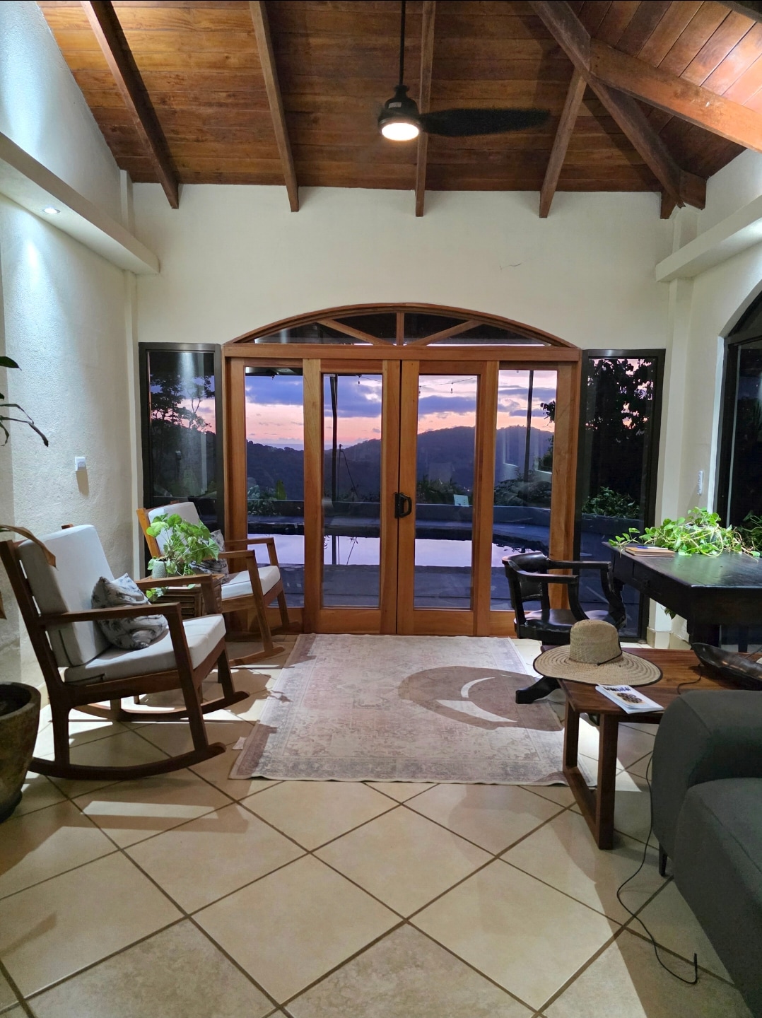 Heavenly Life Jungle House