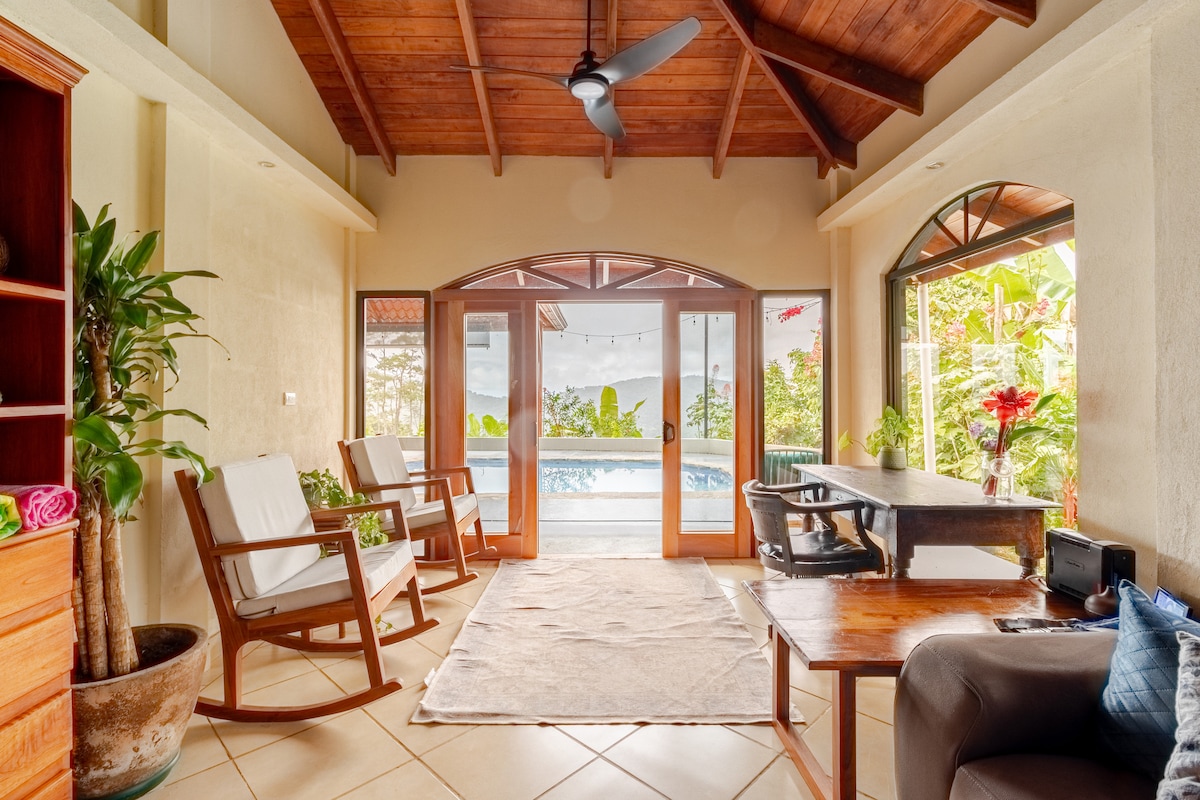 Heavenly Life Jungle House